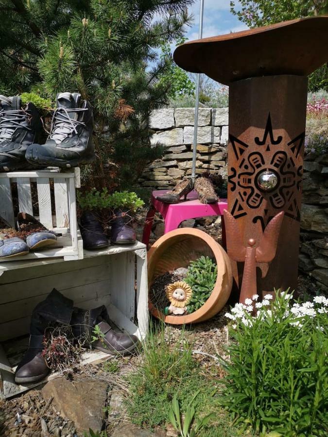 Im Erzgebirge Wandern, Fahrrad Fahren Oder Entspannen Ehrenfriedersdorf Eksteriør bilde